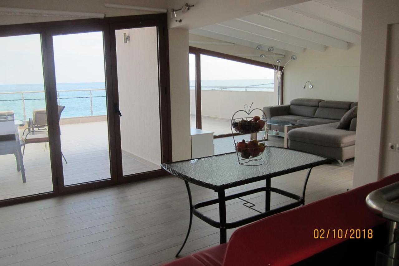 Apartments By The Sea Leptokarya  Exterior photo